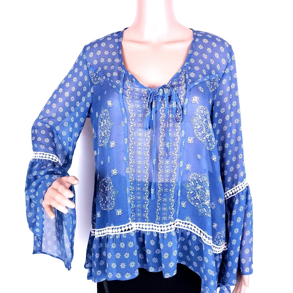 hint of mint Women Top Blouse Bell Sleeve Sheer Size XL